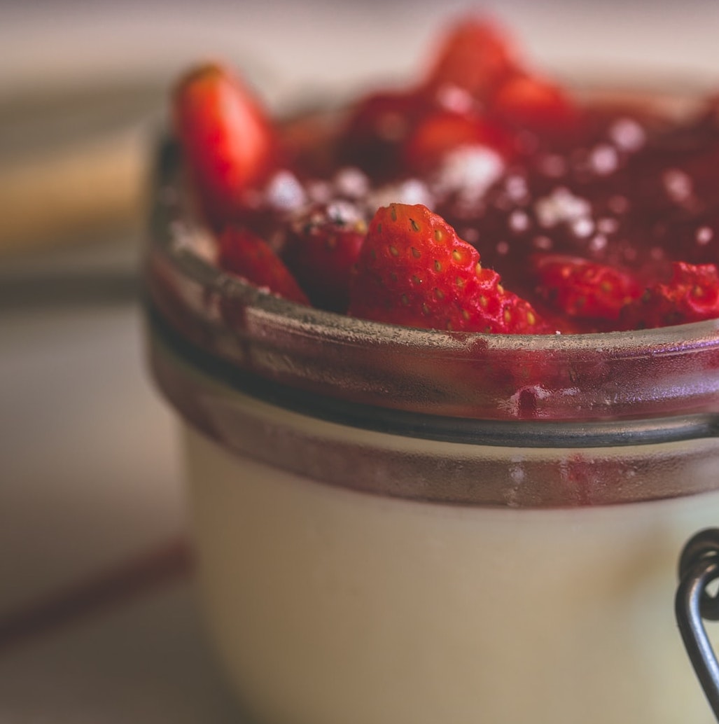 panna cotta with strawberries