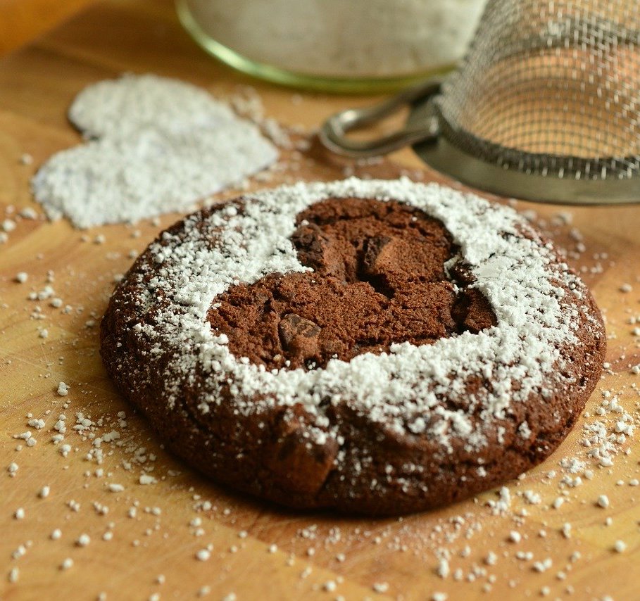 biscuit with sugar on top