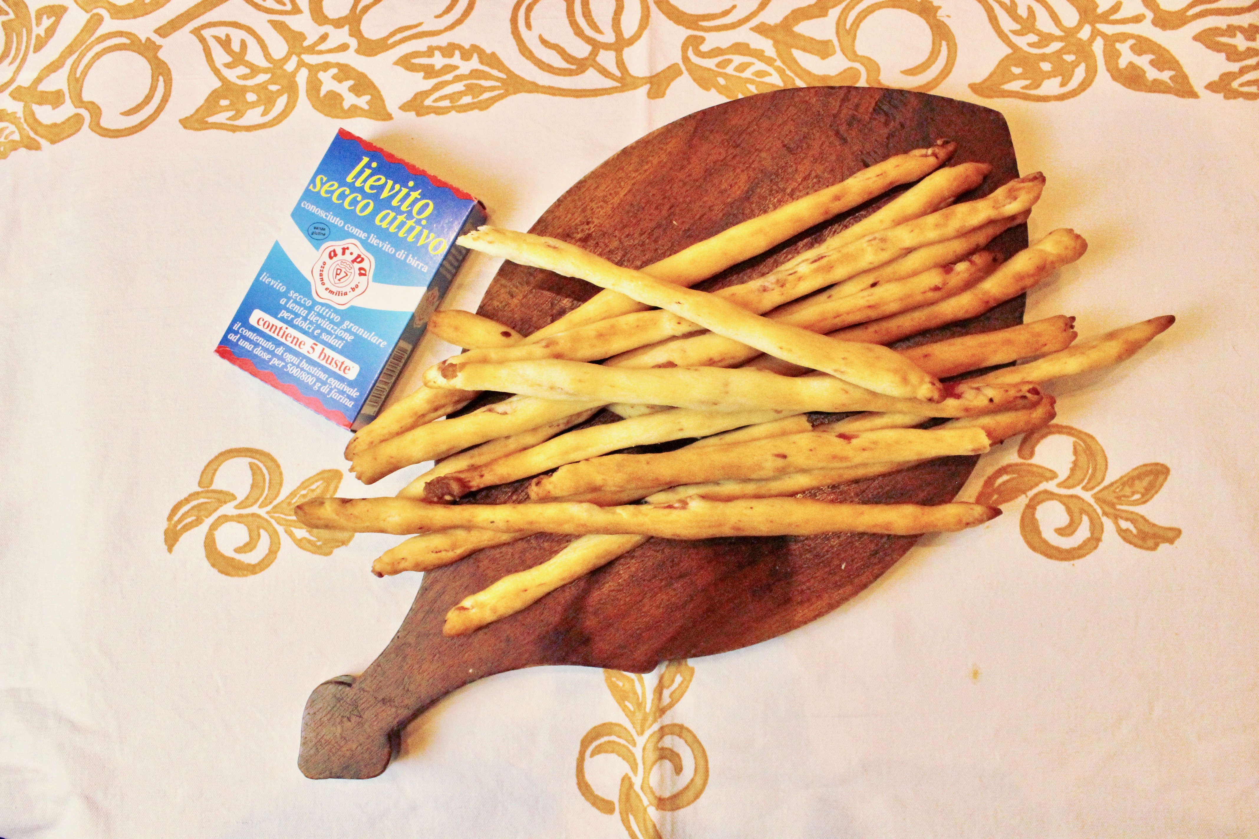 Palitos de pan con panceta