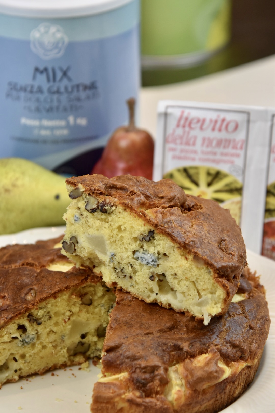 Gluten-Free Gorgonzola, Pear, and Walnut Cake