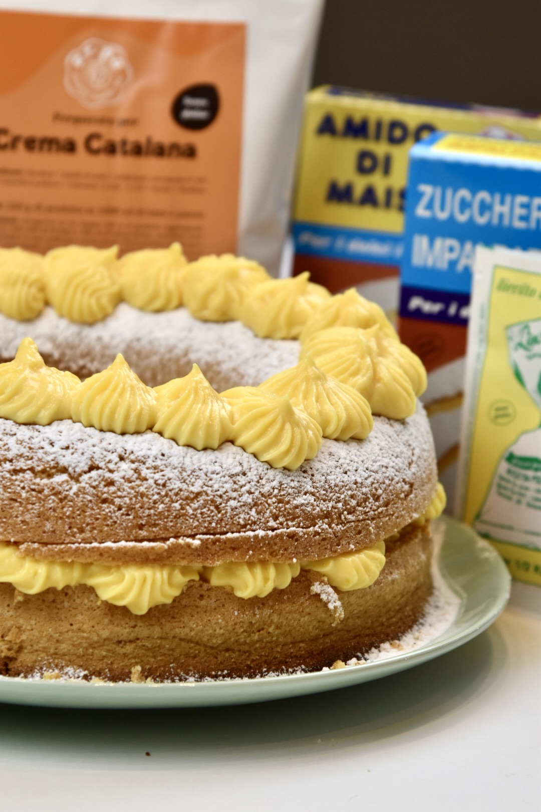 Rosca rellena con crema catalana