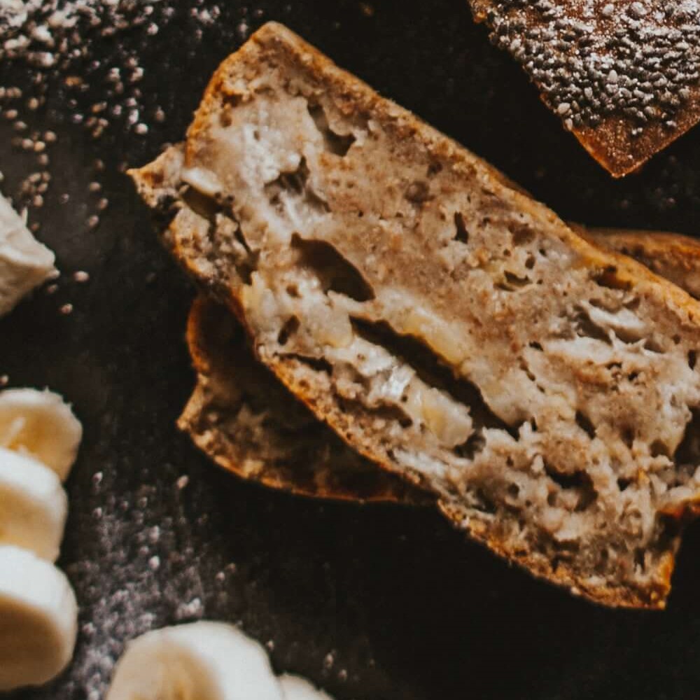Tarta de plátano y nueces